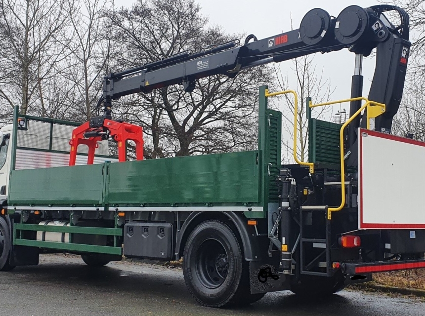 18 Tonne GVW Dropside With Rear Mounted Crane image 0