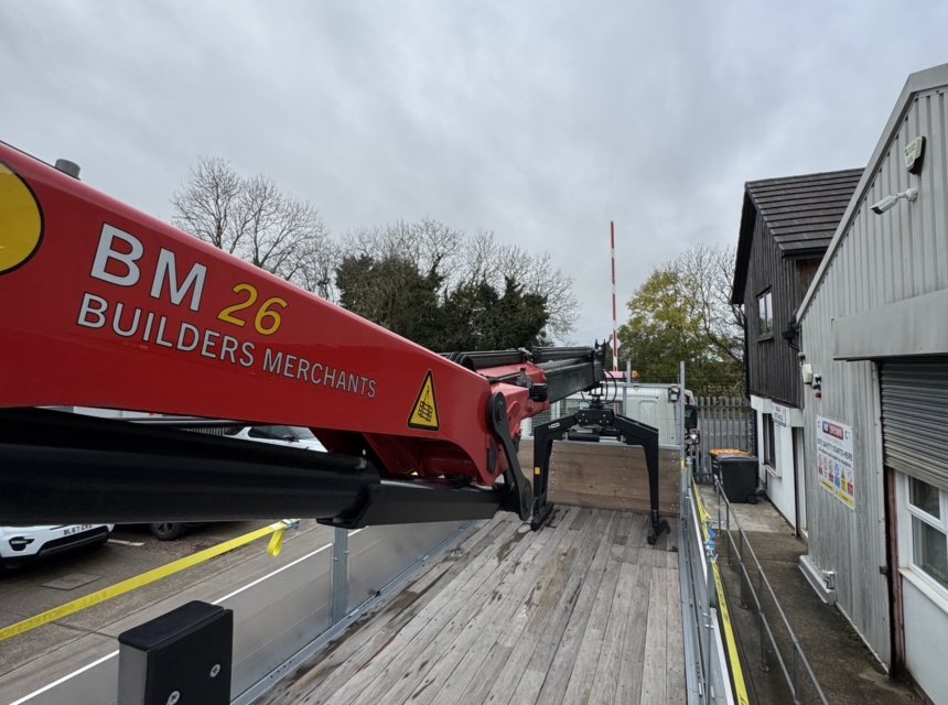 26 Tonne Dropside with Rear Mounted Crane