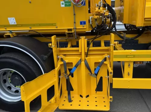 26T Roadmender Hot Box