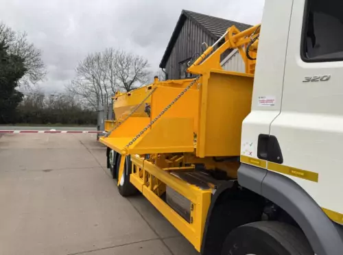 26T Roadmender Hot Box