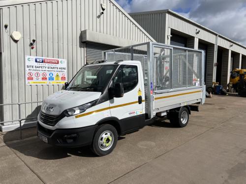 3.5T Caged Tipper with Tail Lift