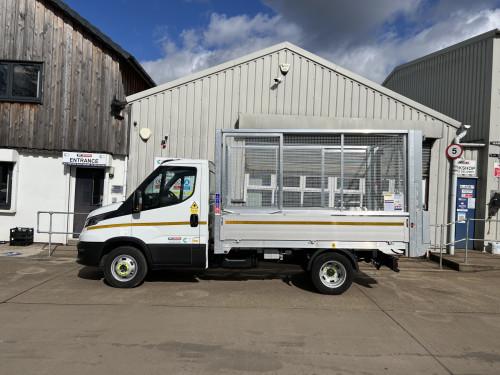 3.5T Caged Tipper with Tail Lift