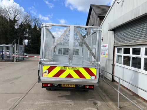 3.5T Caged Tipper with Tail Lift