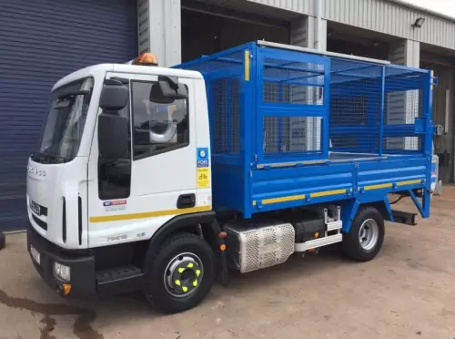 7.2/7.5T Caged Tipper + Tail Lift