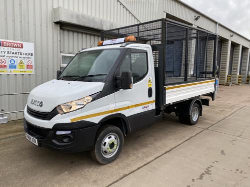 3.5T Caged Tipper with Tail Lift