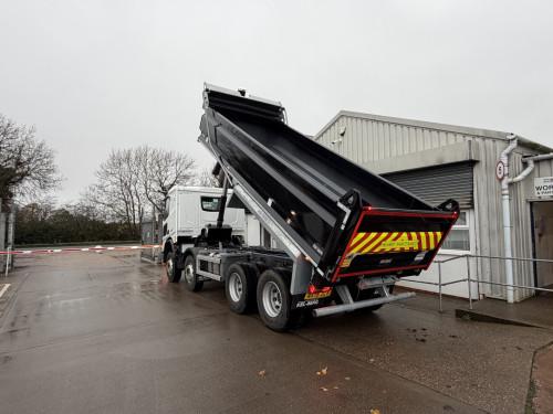 32T Muckaway Tipper
