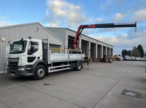 18T Builders Merchant Vehicle with Crane