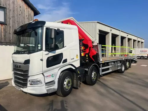 32T Beavertail (Cheese Wedge) with Crane