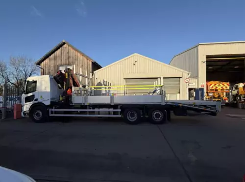26T Beavertail (Cheese Wedge) with Crane