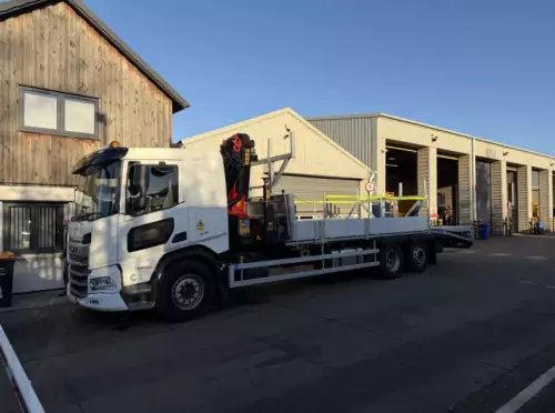 26T Beavertail (Cheese Wedge) with Crane