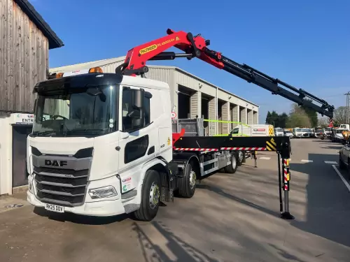 32T Beavertail (Cheese Wedge) with Crane