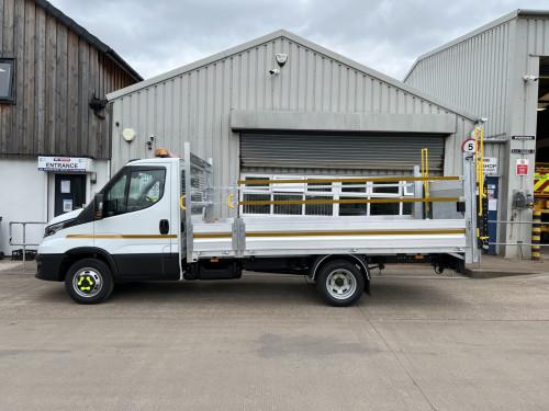 3.5T Dropside with tail lift