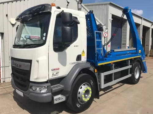 18T Skip Loader