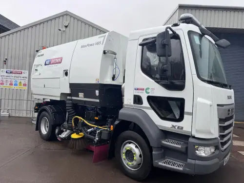 16T Road Sweeper