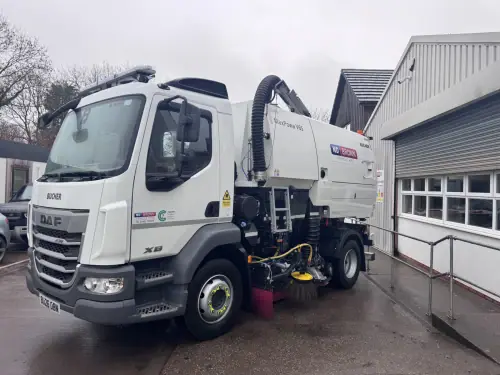 16T Road Sweeper