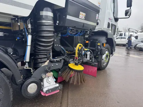 16T Road Sweeper